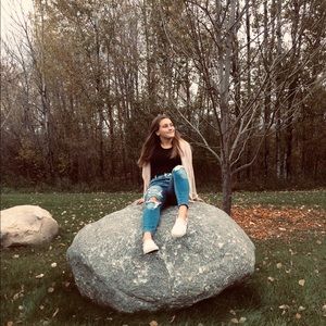 Meet your Posher, Maria